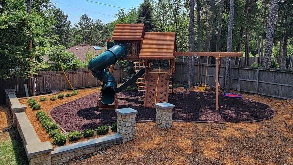 Rubber Mulch Package - Image 3